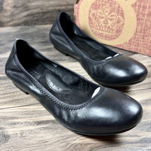NIB Born Julianne 8M Black Leather Ballet Flats - Picture 4 of 11